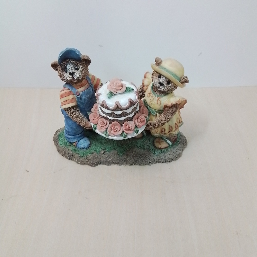 Fitz and Floyd Honeybourne Hollow‎ You Take The Cake Bears Figurine